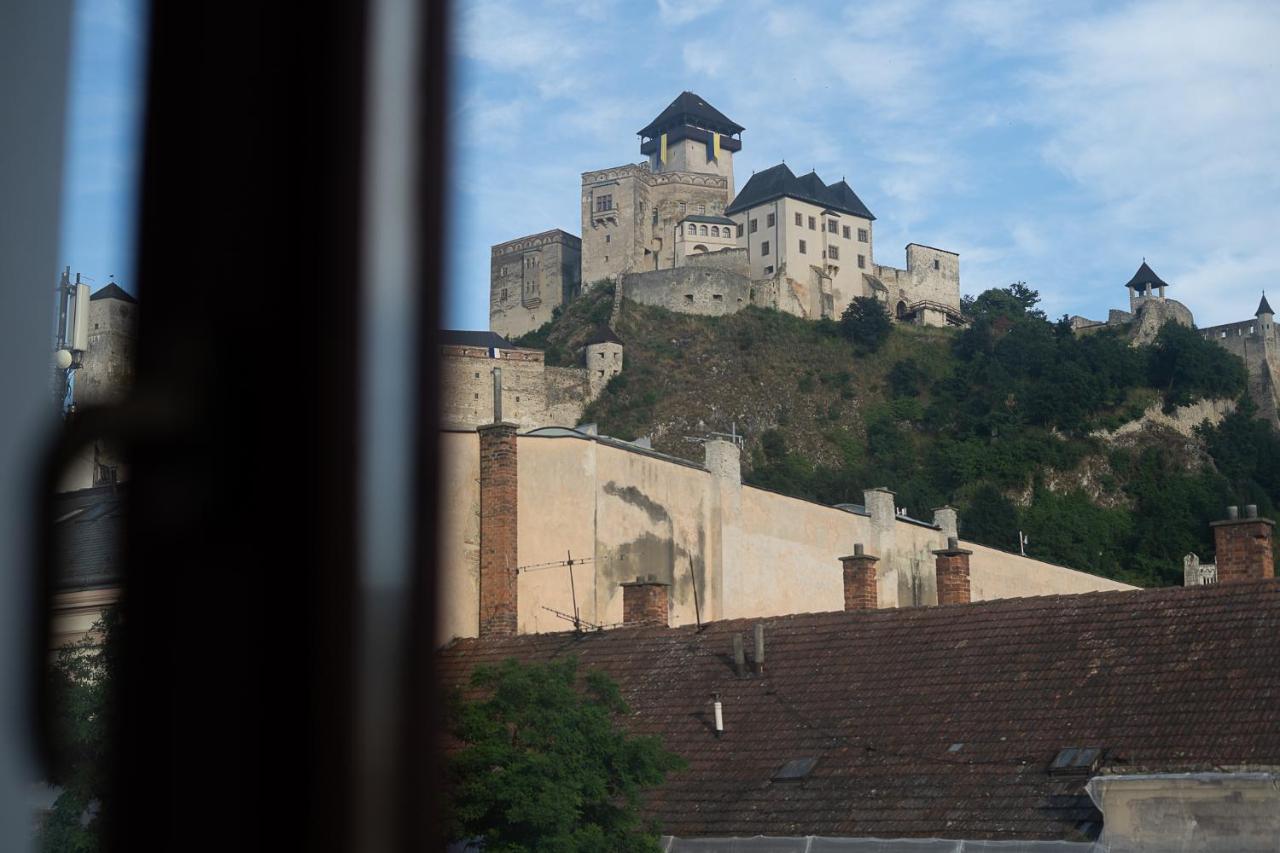 Penzion Deloris Trenčín Exteriér fotografie